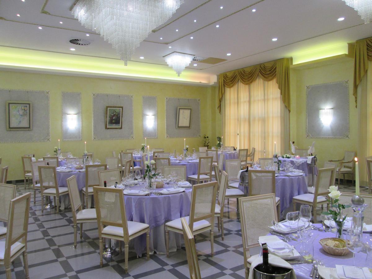 Palahotel Vallenoce Decollatura Exterior photo