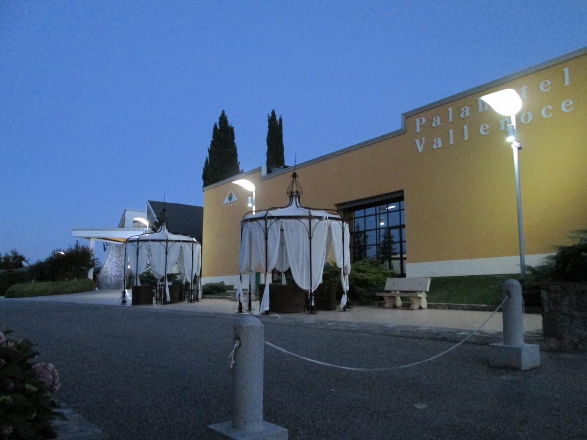 Palahotel Vallenoce Decollatura Exterior photo